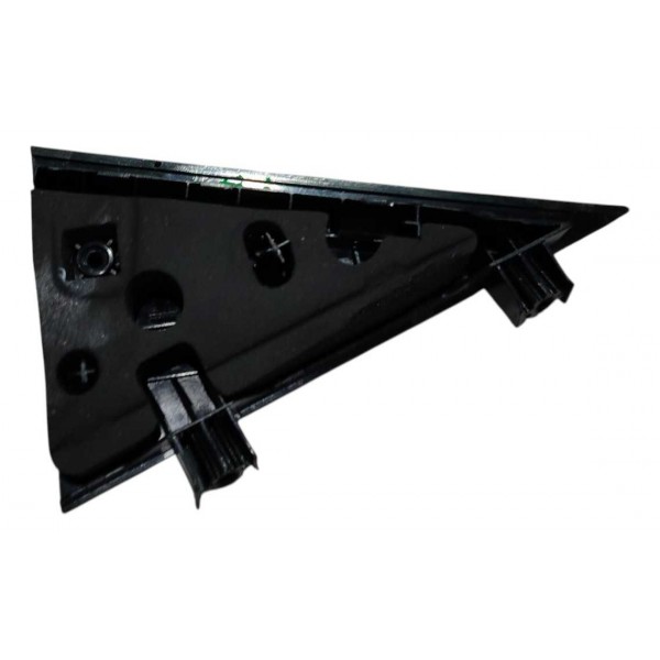 Acabamento Externo Porta Tras Dir Gm Tracker 2025