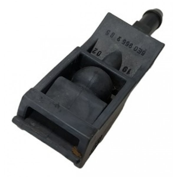 Brucutu Lavador Parabrisa Vw Polo 2002 A5289