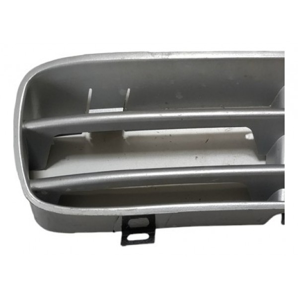 Grade Dir Parachoque Vw Golf 99 A4852