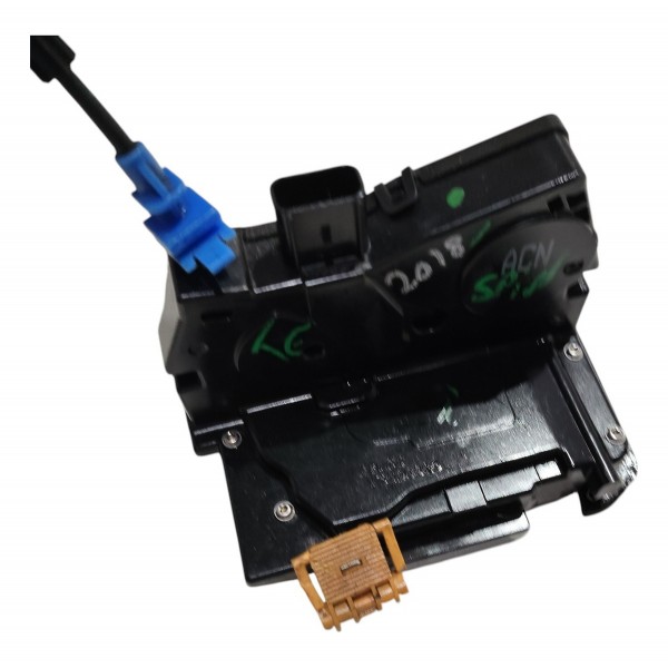 Fechadura Porta Tras Esq Gm Spin 2018 B7539