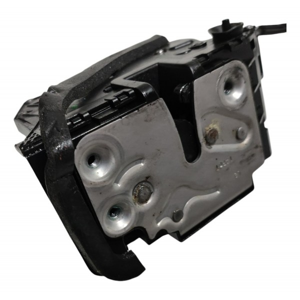 Fechadura Porta Tras Esq Gm Spin 2018 B7539