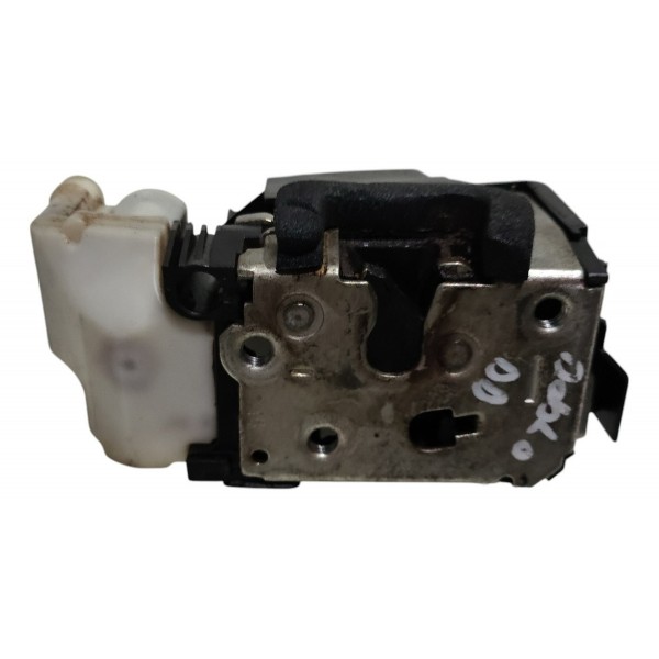 Fechadura Porta Diant Dir Fiat Doblo B7531