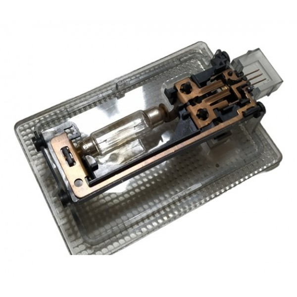 Luz Cortesia Traseira Gm Spin 2019 A649