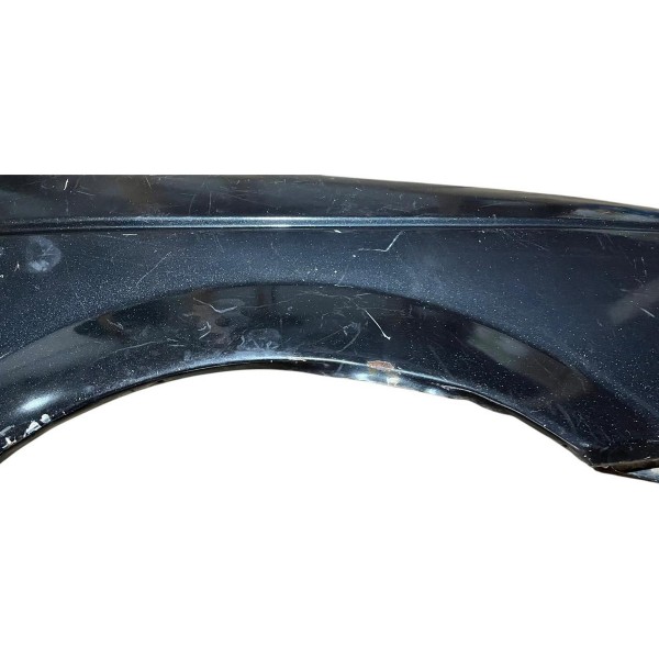 Para- Lama Dianteiro Direito Peugeot 504 C Detalhe1994 B7120