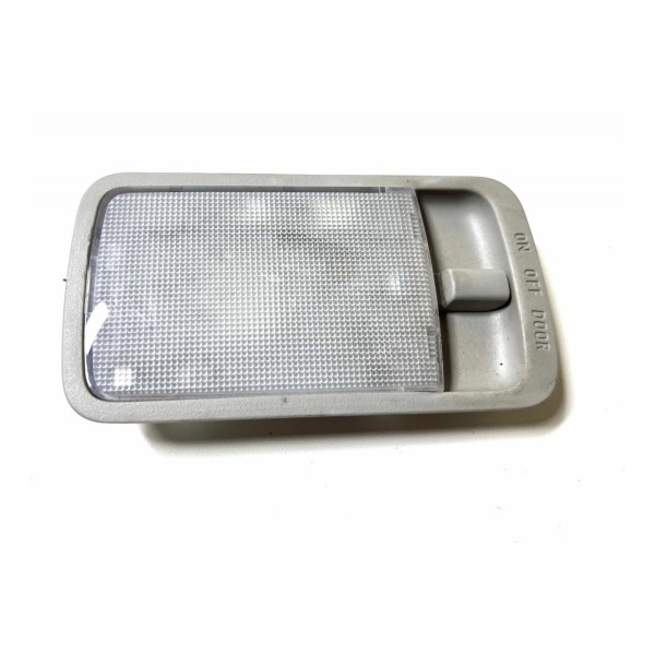 Luz Teto Cortesia Nissan Versa 2016 17 18 19 20 21 Original