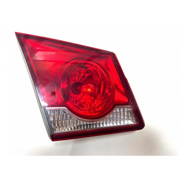 Lanterna Tampa Traseira Esquerda Gm Cruze 2011 A 2015