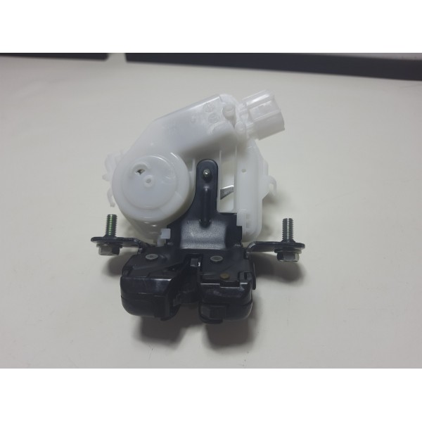 Fechadura Tampa  Traseira Toyota Yaris 2022/23