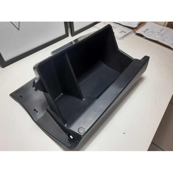 Porta Luva Toyota Yaris 2022/2023