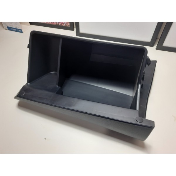 Porta Luva Toyota Yaris 2022/2023