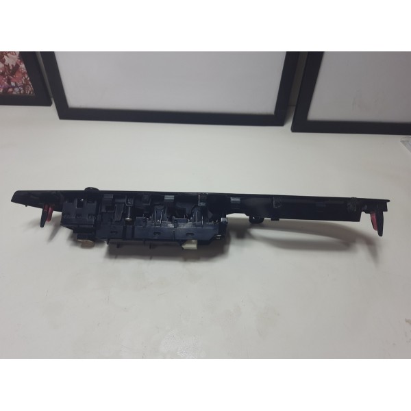 Comando  Moldura Vidro Elétrico Diant Esq Toyota Yaris 21