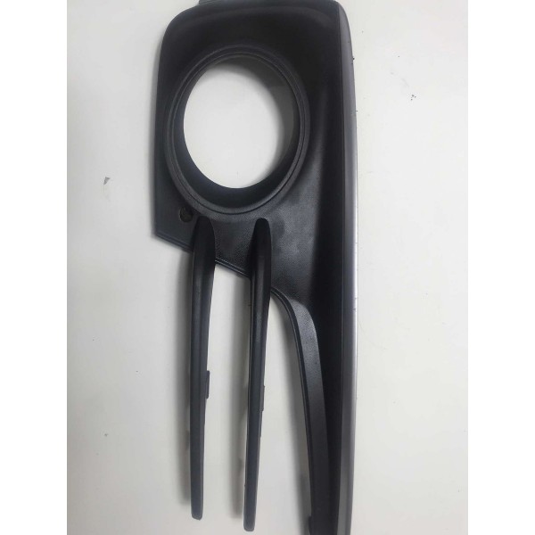 Grade Farol Milha L/e Volkswagen Fox Spacefox 015/019