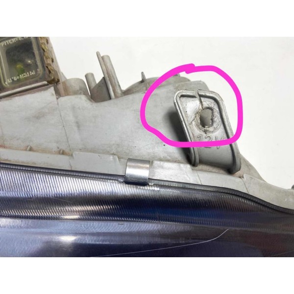 Farol Direito Mitsubishi Eclipse 1995 A 1998 Com Detalhe