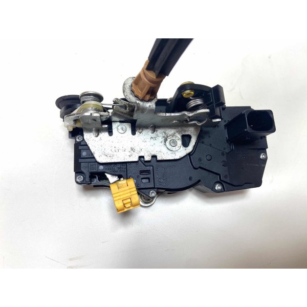 Fechadura Porta Traseira Esquerda Gm Captiva 2008 A 2015