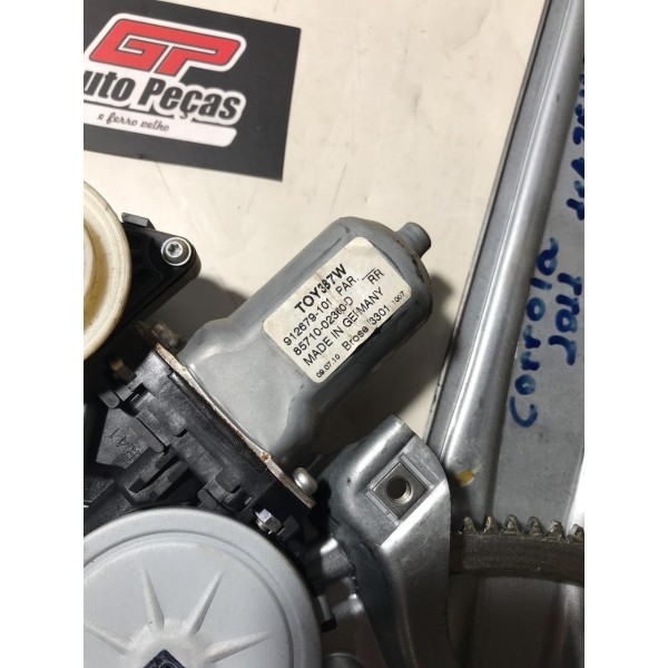 Máquina De Vidro Traseira /esquerda Corolla 2009 A 2013