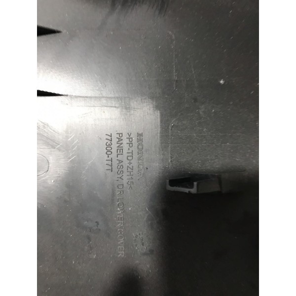 Acabamento Painel Baixo Volante Honda Hrv 2018 77300t7t