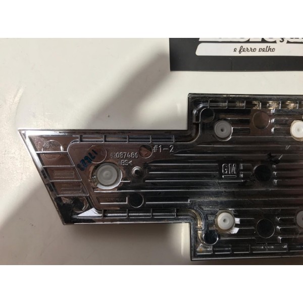 Emblema Gravata Traseira Cobalt 2016/18 Original Gm 52087486