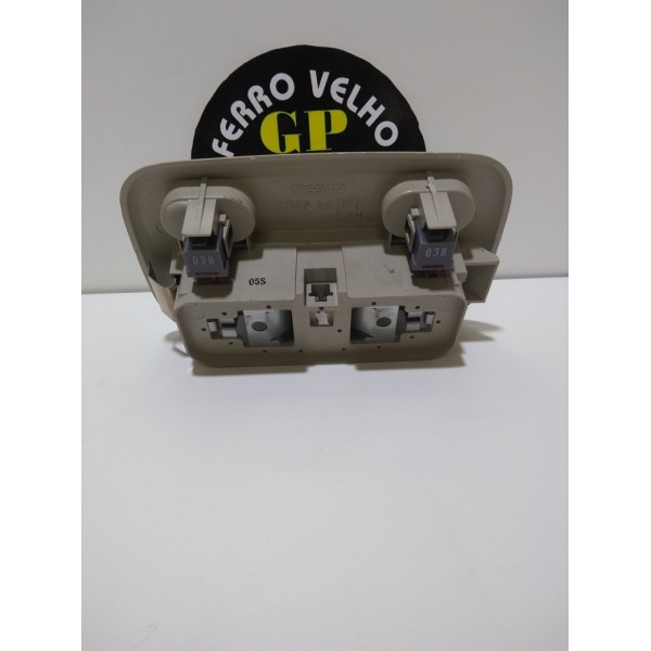 Luz De Teto Cortesia Teto Nissan Livina 2010 Original