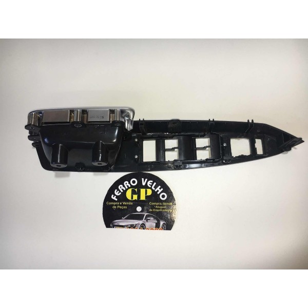 Moldura Botão Vidro Elétrico Diant  Esq Corolla 2014