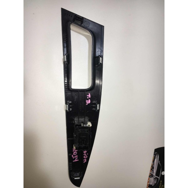 Moldura Botão Vidro Elétrico Traseiro Direito Fusion