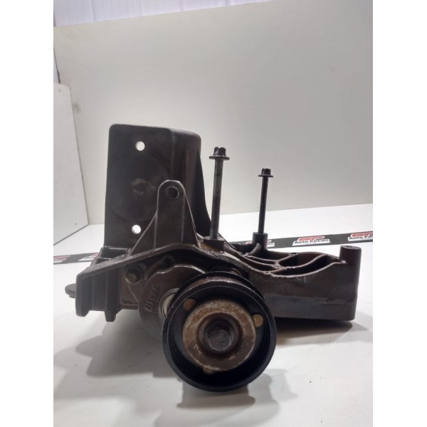 Suporte Da Bomba Hidráulica Meriva