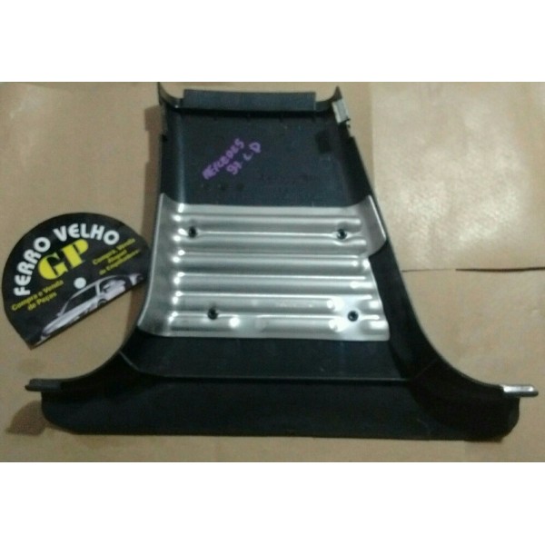 Acabamento Coluna Central Inf. L. D. Mercedes E 320 Ano 97