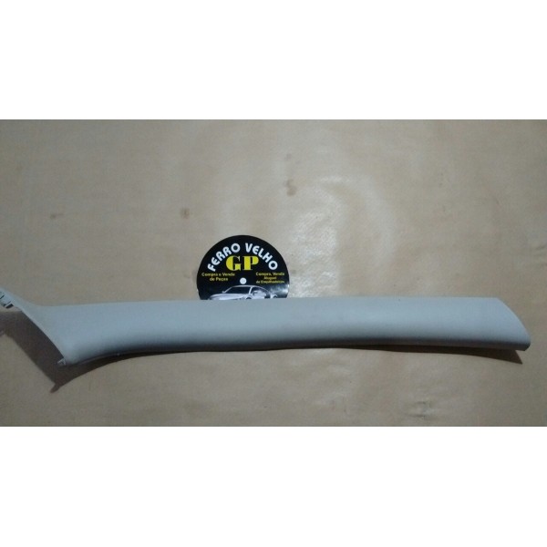 Acabamento Para-brisa Lado Direito Duster Ano 2013