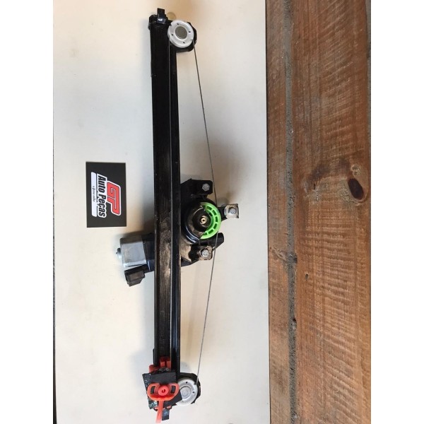 Máquina Vidro Diant. Fiat Punto L. Esquerdo Ano 2013