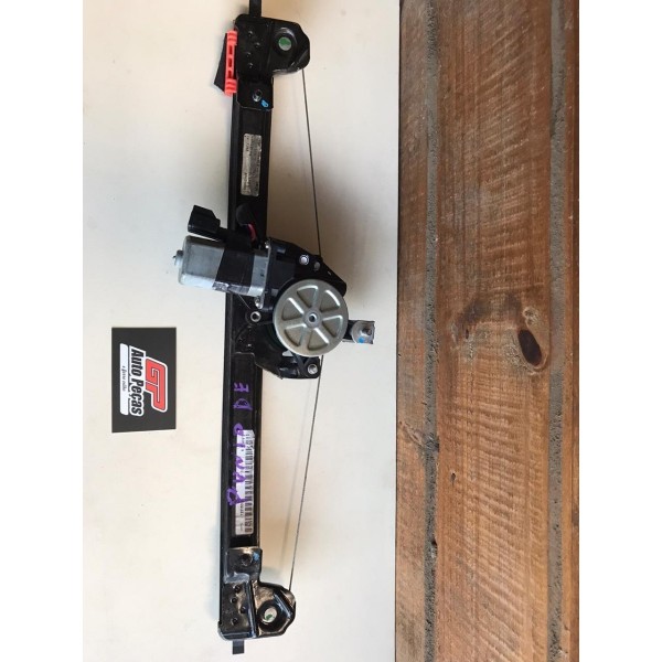 Máquina Vidro Diant. Fiat Punto L. Esquerdo Ano 2013