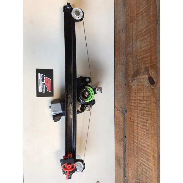 Máquina Vidro Diant. Fiat Punto L. Esquerdo Ano 2013