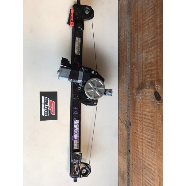 Máquina Vidro Diant. Fiat Punto L. Esquerdo Ano 2013