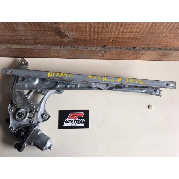 Máquina Vidro Dianteiro L. Direito Nissan March Ano 2012