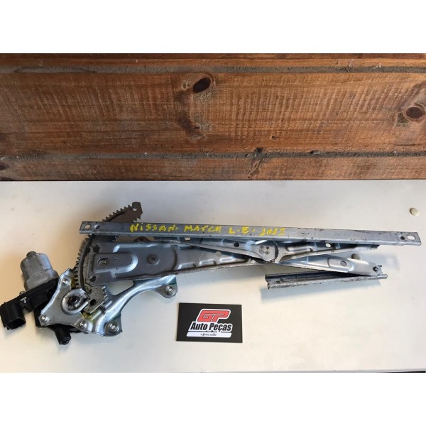 Máquina Vidro Dianteiro Nissan March L. Esquerdo Ano 2012