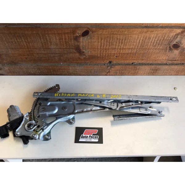 Máquina Vidro Dianteiro Nissan March L. Esquerdo Ano 2012