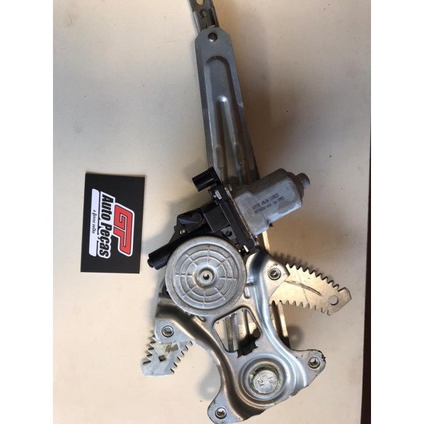 Máquina Vidro Traseiro Nissan March L. Esquerdo Ano 2012