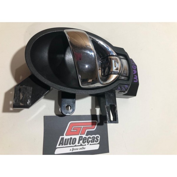 Maçaneta Interna Tras. L. Direito Nissan March 2012 A 2014