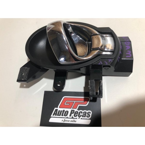 Maçaneta Interna Tras. L. Direito Nissan March 2012 A 2014