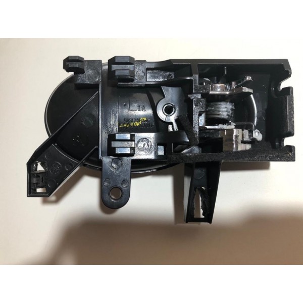 Maçaneta Interna Tras. L. Esquerdo Nissan March Ano 2012