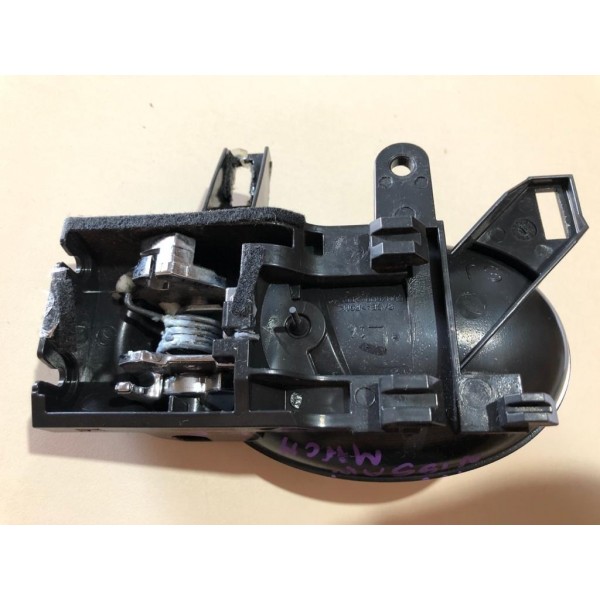 Maçaneta Interna Dianteira Esquerda Nissan March Ano 2012