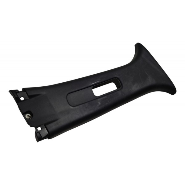 Moldura Coluna Parabrisa Direita Nissan Kicks 2018 B6624