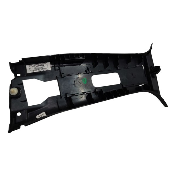 Moldura Coluna Parabrisa Direita Nissan Kicks 2018 B6624