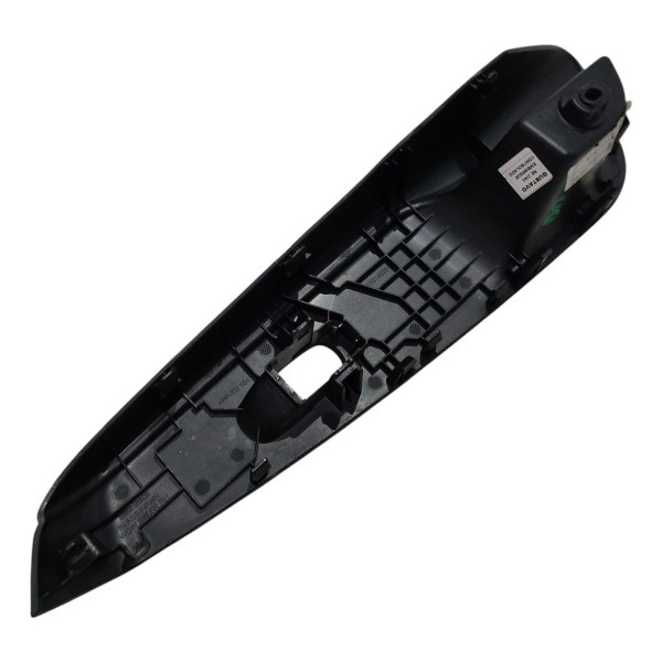 Moldura Botão Vidro Porta Diant Dir Nissan Kicks 2018 B6772