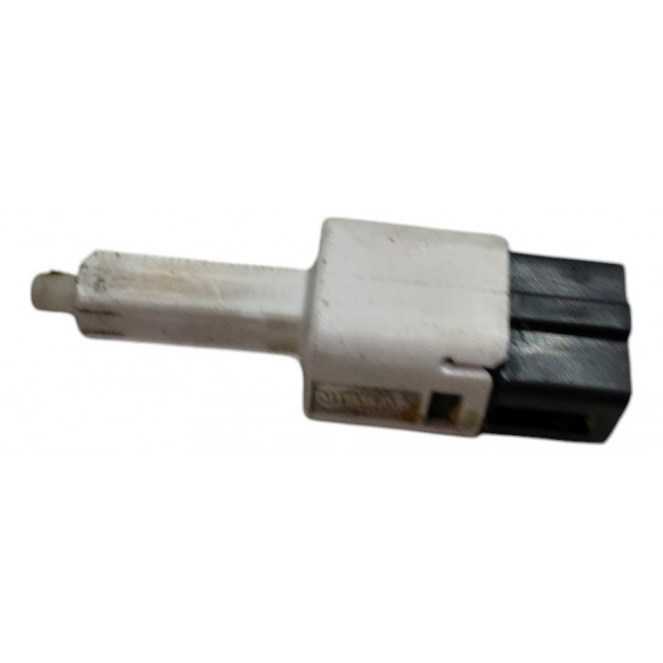 Interrupor Sensor Freio Nissan Kicks 2018 B6759