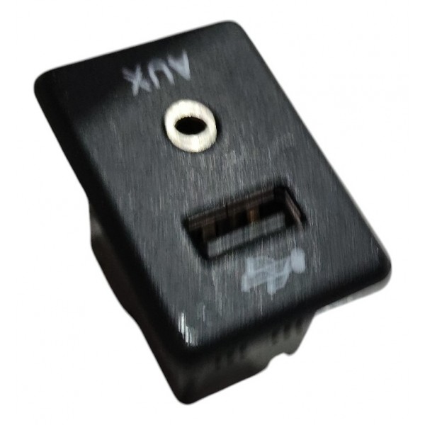 Entrada Usb Auxiliar Nissan Kicks 2018 B6756