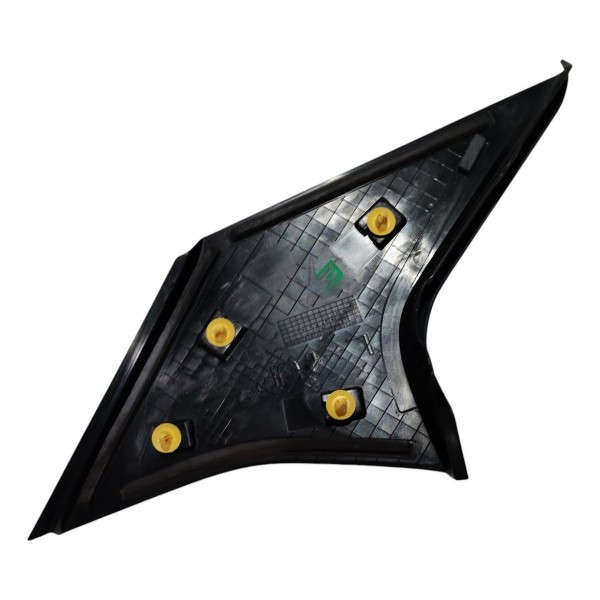 Acabamento Externo Tras Esq Nissan Kicks 2018 B6674