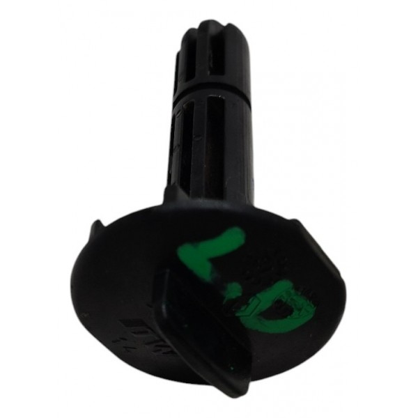 Suporte Direito Radiador Nissan Kicks 2018 B6594