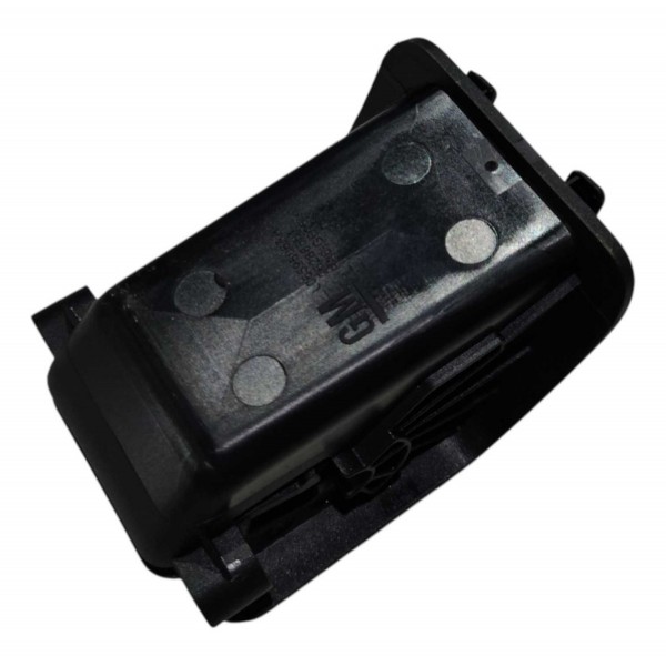 Tampa Isofix Traseiro Chevrolet Tracker 2025