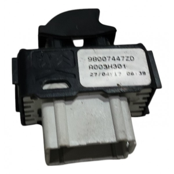 Botão Vidro Eletrico Diant Dir Peugeot 2008 1.6 Aut 17 B6539