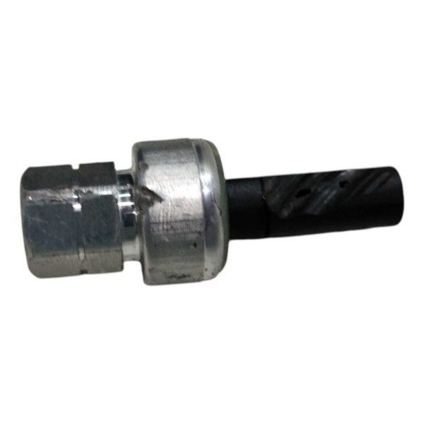 Pressostato Ar Condicionado Chevrolet Tracker 2025 Detalhe