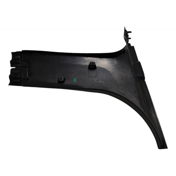 Acabamento  Coluna Traz Esq  Peugeot 2008 1.6 Aut 17 B6353