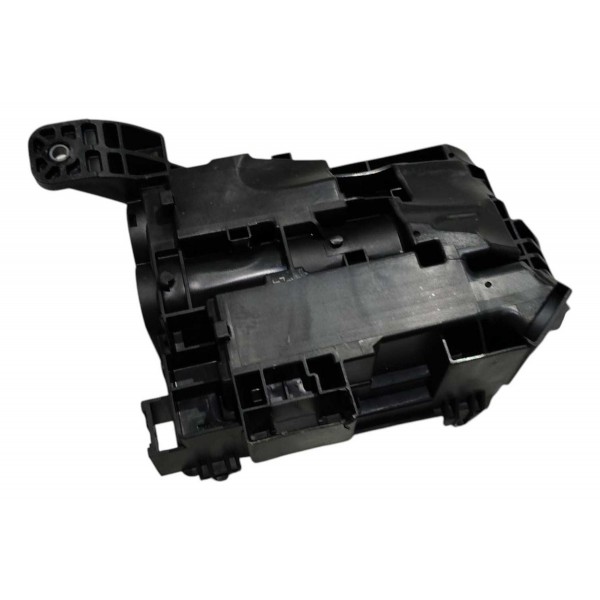 Carcaça Caixa Fusivel Chevrolet Tracker 2025